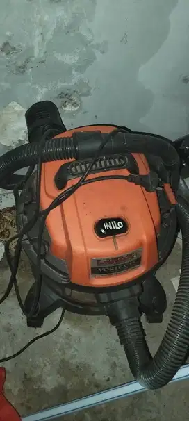 Vacuum Cleaner Bekas