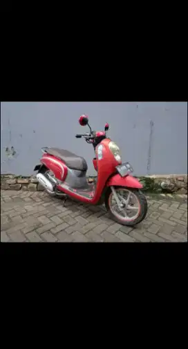 Dijual honda scoopy tahun 2016