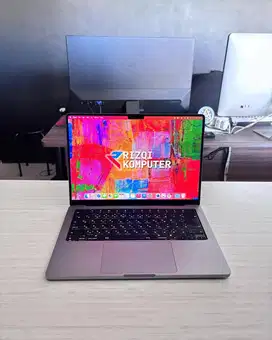 MacBook Pro M1 2021  Apple M1 10 Core Ram 16GB SSD 1TB