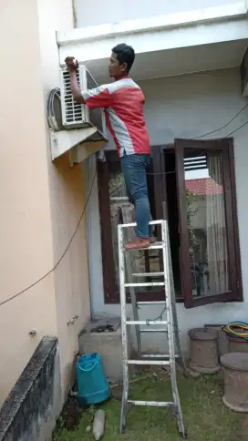SERVICE AC, PERBAIKAN AC NETES TDK DINGIN,ISI FREON BONGKAR PASANG