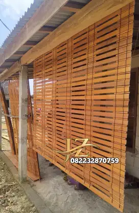 Tirai kayu jati gulung
