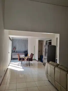 Disewakan Rumah di Candraresmi Kota Baru Parahyangan