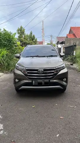 TOYOTA Rush tipe G automatic