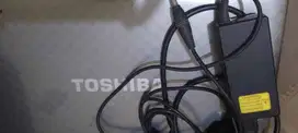 Jual murah laptop Toshiba layar lebar, bs nego