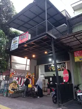 Ruko Dijual - Lokasi Strategis Nol Jalan Panglima Sudirman Kota Batu!