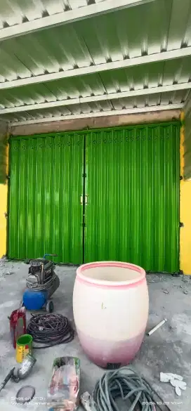 pintu harmonika