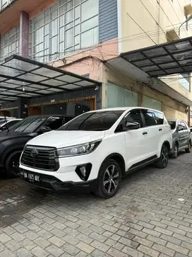 [Low Odo] Innova Venturer A/T 2021