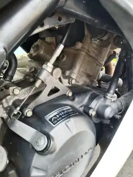 CBR150R 2016 lengkap mesin halus