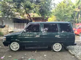 kijang super standar 1.8cc th 95 sehat udah 6 sped sama mundur