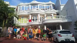 Gues hasue weekend& weekday