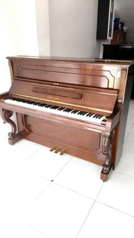Piano Young Chang Korea