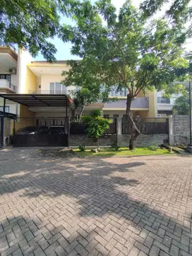 JUAL RUMAH DIAN ISTANA PARK AVENUE BAGUS BESAR SIAP HUNI SHM MINIMALIS