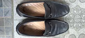 Sepatu pria bekas merk Gino Mariani