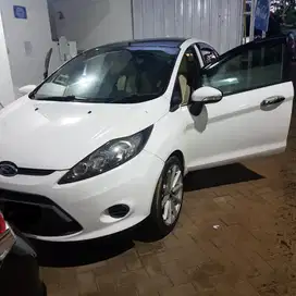 Ford Fiesta 2012 Bensin