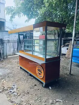 ETALASE  BEKAS PUKIS