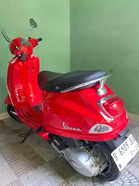 Vespa Lx 125cc thn 2023