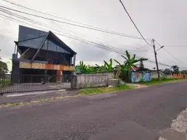 Tanah Bagus tepi jalan Utama Area  jl.Palagan Dekat HYATT & Kampus UGM