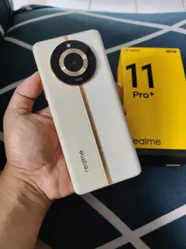 Realme 11 Pro+ 12/512 (tertinggi)