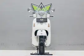 Vespa GTS 3v ei like new primavera sprint xmax Forza GT200