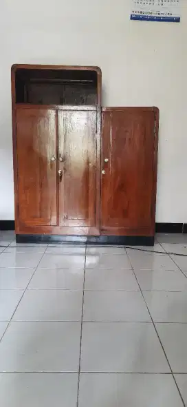 Buset Antik Jati Tua