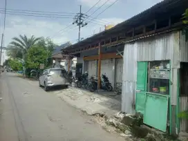 Rumah usaha Demak