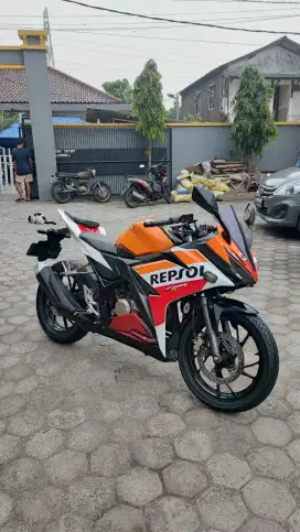 CBR 150R MURAH WA DI DESKRIPSI