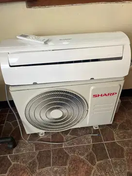 JUAL AC SHARP 1/2 Pk BEKAS. Pemakaian 2 tahun
