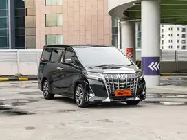 TOYOTA ALPHARD 2.5 G AT HITAM TAHUN 2022