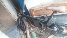 Sepeda lipat ukuran 14