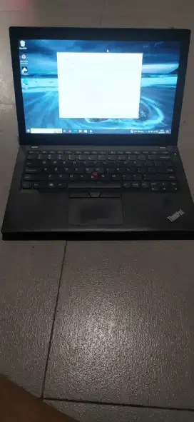 Thinkpad x270 core i5