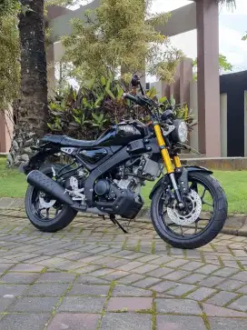 Yamaha XSR 155 VVA 2024 Odo 4rb Hitam Metalik Koko Motor