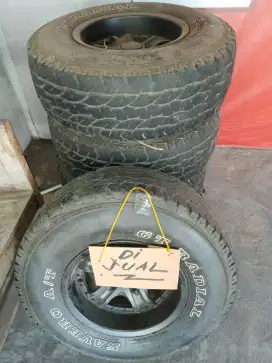 DIJUAL BAN + VELG BEKAS MOBIL FEROZA