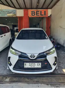NEW YARIS GR 1.5 SPORT MATIC 2023