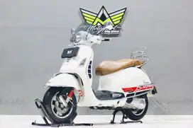 Vespa GTS 3V ei super like new mesin sehat unit mulus siap pake