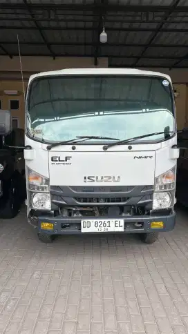 Isuzu NMR 81 HD Thn 2023