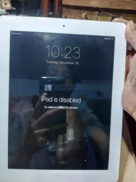 Tab iphone 16GB btangan mulus terkunci