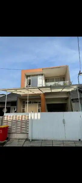 Rumah villa Rizki insani