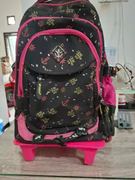 Tas troli sekolah