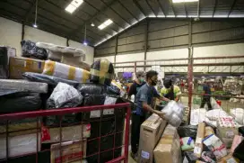 LOWONGAN KERJA BAGIAN GUDANG PAKET