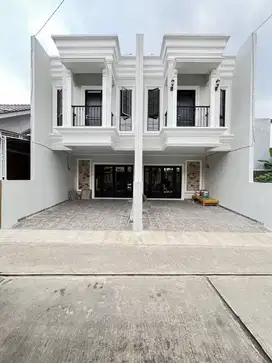 DIJUAL RUMAH BARU SIAP HUNI DI TANAH BARU DEPOK DEKAT PINTU TOL