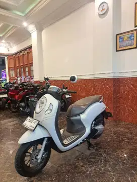 DP 500 RB SCOOPY PRESTIGE 2024 LIKE NEW BERGARANSI FREE OLI SERVICE