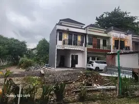 Rumah 2 lantai 2 kt 2km on Progress  675 jutaan cash kpr jakarta