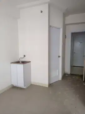 Jual Murah Unit Fresh 2 BR Tower Atas Mall