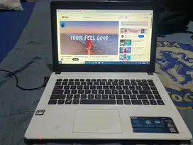 Laptop Asus x452e