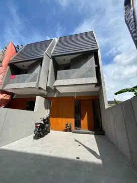 Rumah Strategis Jatiwarna, Full Bonus & Bebas Banjir, Siap Huni!