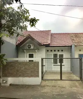 Dijual Rumah di Cluster Catalina Gading Serpong, Tangerang