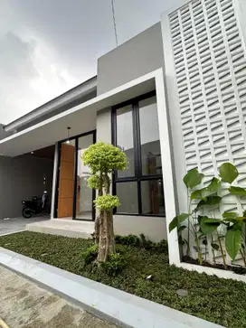 RUMAH CANTIK MEWAH, STRTAEGIS DEKAT PEMDA SLEMAN