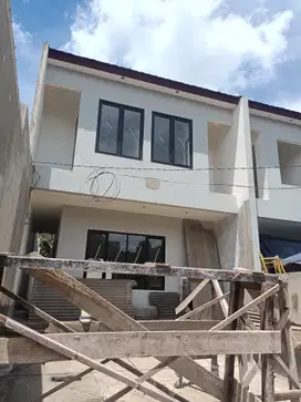 JUAL cepat Rumah 2Lt hanya 3 kav jl pesantren cibabat