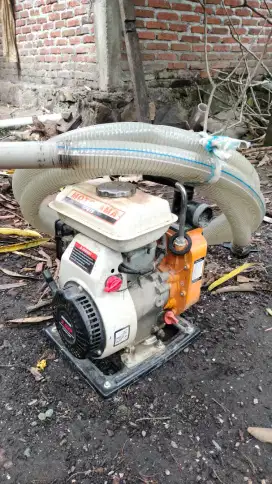 Mesin air 1,5 inchi bonus selang isap 4 meter