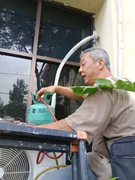 Helper ac  kulkas m cuci dll